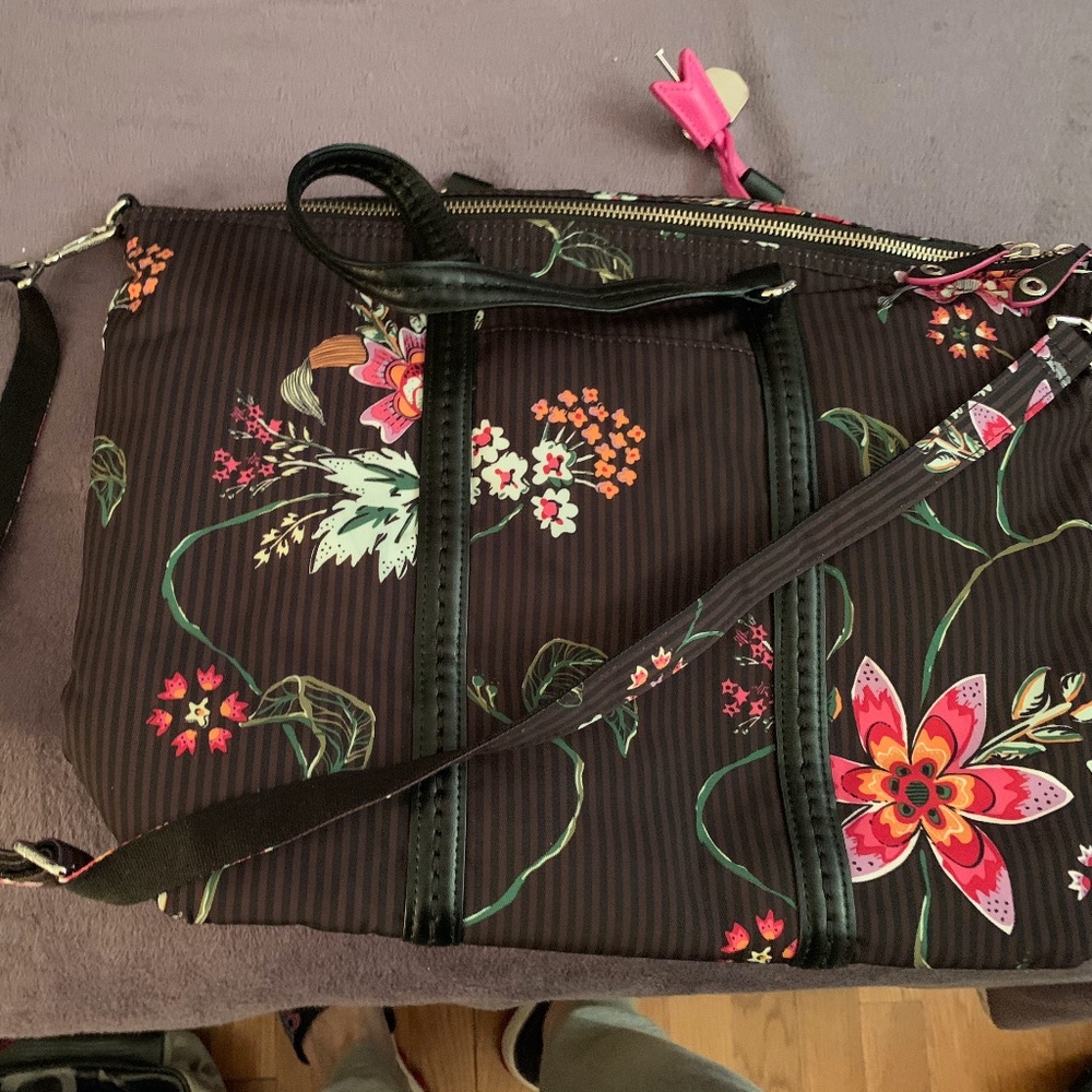 Vera Bradley Medium Tote NWOT